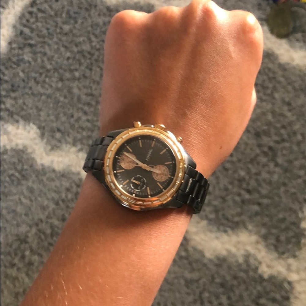 Fossil Watch - Picture 6 of 6